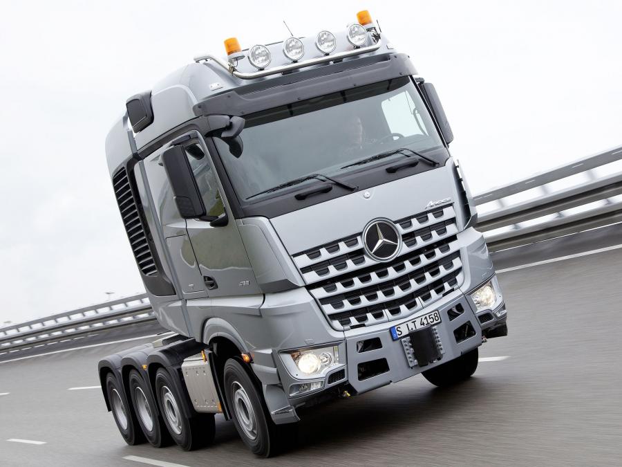  Mercedes-Benz Arocs 4158 SLT 2013 года  (фото 2 из 5)